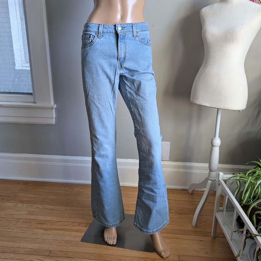 Vintage Y2K Levi's Jeans Low Rise Denim Stretch Light Wash Flare Stretch Size 11